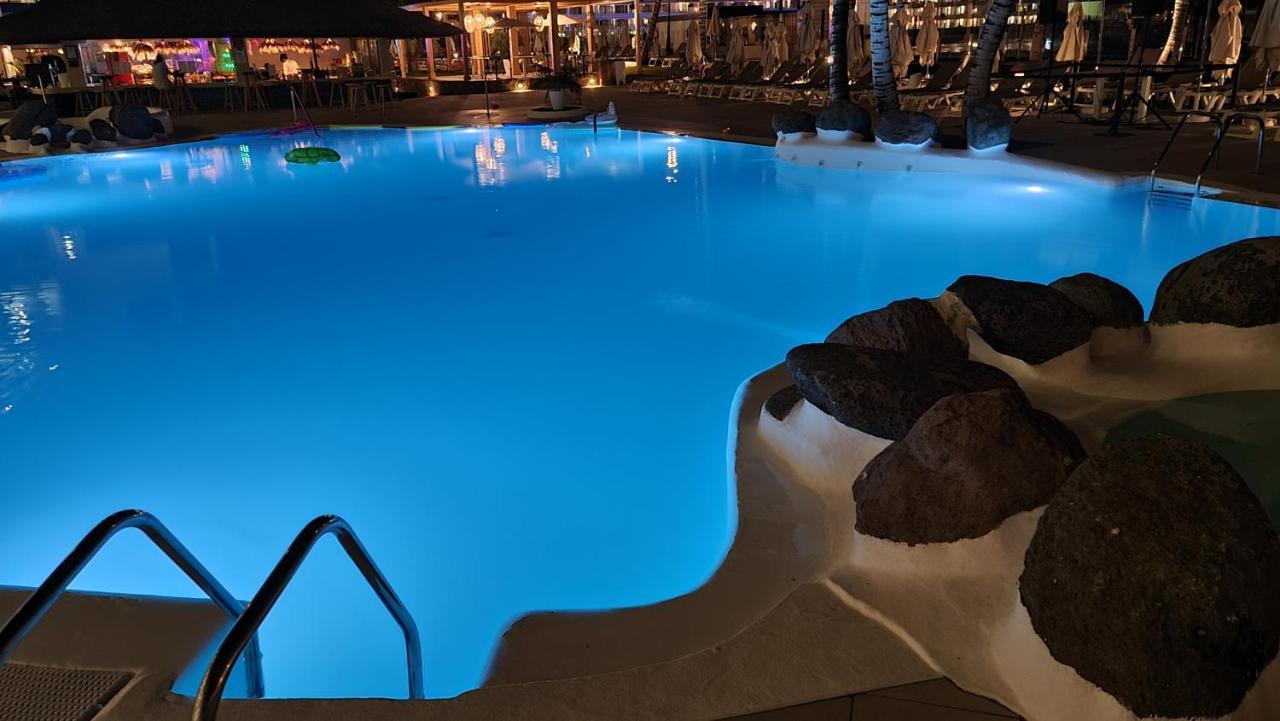 Oceanfront Deluxe-45M,Heated Pools,2Aircondition, 2Tv-65",Dishwasher,600Mb,Lift,Amadores View ! Плая дел Кура Екстериор снимка